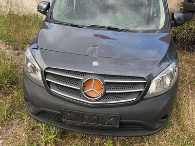 Mercedes Citan 111