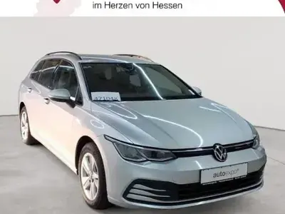 Gebraucht VW Golf VIII Life 116 PS (85 kW) 2022 Reflexsilber metallic Kombi