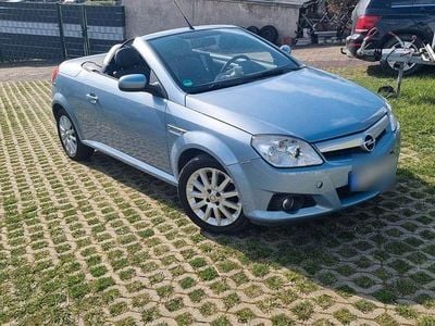 Gebraucht Opel Tigra Cosmo 90 PS (66 kW) 2005 Schwarz Cabrio