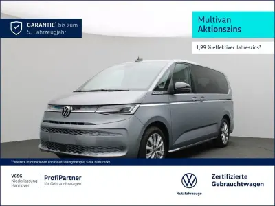 Gebraucht VW Multivan Style 177 PS (130 kW) 2025 Silber Van / Kleinbus