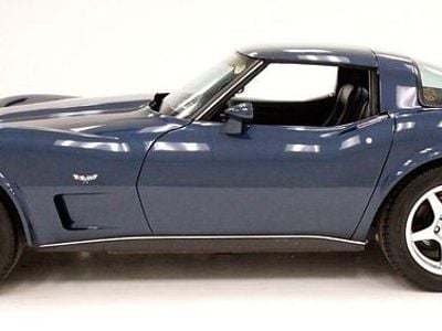 Begagnad Chevrolet Corvette 167 HK (122 kW) 1979 Blå Sportkupé