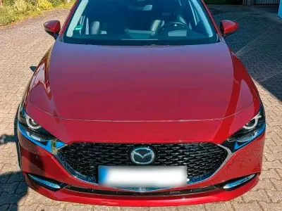 Gebraucht Mazda 3 Selection 180 PS (132 kW) 2019 Rot Limousine