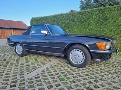 Second-hand Mercedes SL300 188 CP (138 kW) 1988 Negru Cabrio