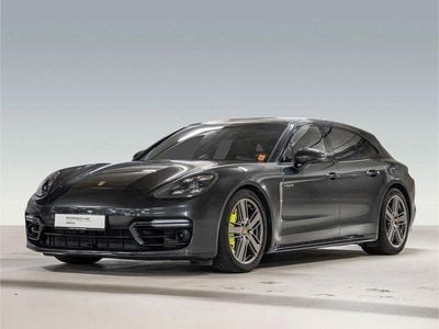Porsche Panamera 4
