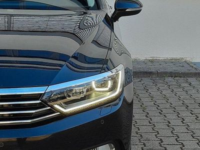 Schwarz Gebraucht 2019 VW Passat Highline Limousine | 22.999 € (Teuer)