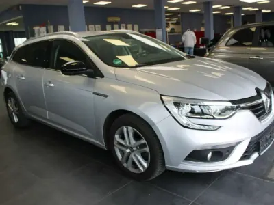 Brugt Renault Mégane GrandTour LIMITED 140 HK (102 kW) 2020 Sølv Stationcar