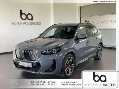 Gebraucht BMW iX1 M Sport 150 kW (204 PS) 2025 Grau SUV