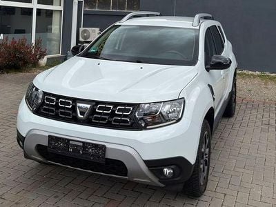 Gebraucht Dacia Duster Celebration 116 PS (85 kW) 2020 Weiß SUV