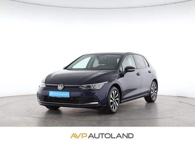Second-hand VW Golf VIII Active 150 CP (110 kW) 2022 Albastru Berlinǎ