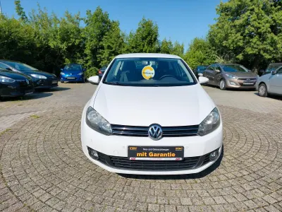 Gebraucht VW Golf VI Comfortline 122 PS (89 kW) 2010 Weiß Kleinwagen