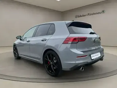 Usata VW Golf VIII Style 245 CV (180 kW) 2024 Grigio Berlina