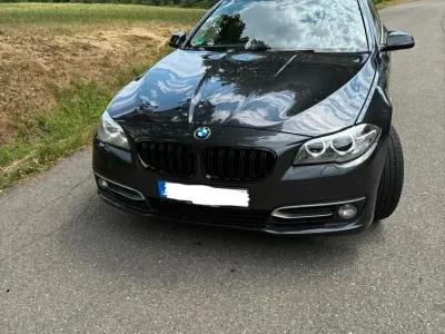 Gebraucht BMW 530 258 PS (189 kW) 2013 Grau Kombi