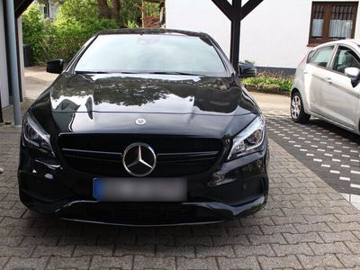 gebraucht Mercedes CLA220 Shooting Brake 220d 4Matic 7G-DCT Peak Edition