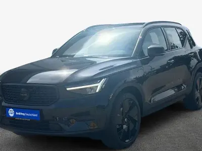 Gebraucht Volvo XC40 Plus 163 PS (119 kW) 2025 Schwarz SUV