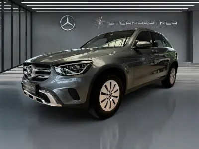 Gebraucht Mercedes GLC200 197 PS (144 kW) 2022 Grau SUV