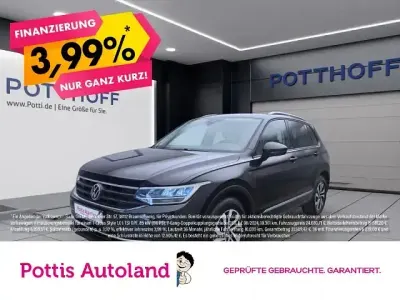 Gebraucht VW Tiguan Active 150 PS (110 kW) 2022 Deep black perleffekt SUV