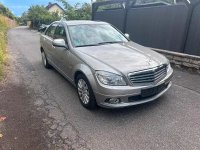 Gebraucht Mercedes C230 Elegance 203 PS (149 kW) 2007 Gold Limousine