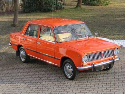 Gebraucht Lada 2102 60 PS (44 kW) 1975 Orange Kombi