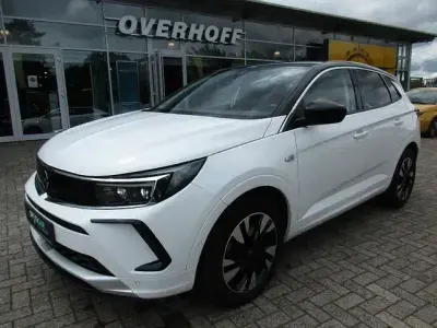 Gebraucht Opel Grandland X Elegance 131 PS (96 kW) 2023 Weiß SUV