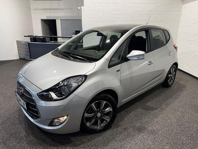 Gebraucht Hyundai ix20 125 PS (91 kW) 2019 Silber Kleinwagen