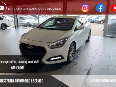 Gebraucht Hyundai i40 Style 141 PS (103 kW) 2017 Weiß Kombi