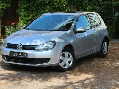 Gebraucht VW Golf VI Trendline 80 PS (58 kW) 2009 Silber Limousine