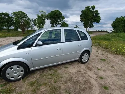 Gebraucht Opel Meriva Edition 105 PS (77 kW) 2006 Silber Van / Kleinbus