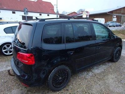 Gebraucht VW Touran 105 PS (77 kW) 2011 Schwarz Van / Kleinbus