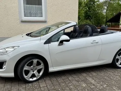 Gebraucht Peugeot 308 CC Allure 163 PS (119 kW) 2011 Weiß Cabrio