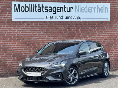 Gebraucht Ford Focus Performance Edition 280 PS (205 kW) 2021 Grau Limousine