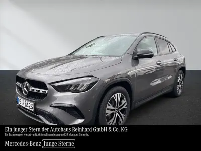 Gebraucht Mercedes GLA180 Night 136 PS (100 kW) 2025 Grau SUV