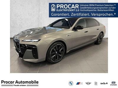 Grau Gebraucht 2024 BMW i7 M Sport Limousine | 133.940 € (Guter Preis)