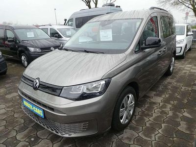Używany VW Caddy 122 KM (89 kW) 2021 Beżowy Minivan
