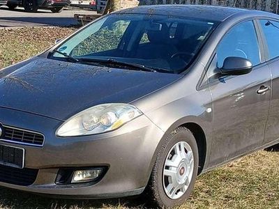 Gebraucht Fiat Bravo Dynamic 90 PS (66 kW) 2007 Grau Kleinwagen