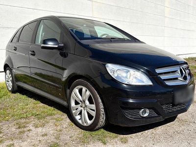 Occasion Mercedes B180 109 PK (80 kW) 2010 Zwart MPV
