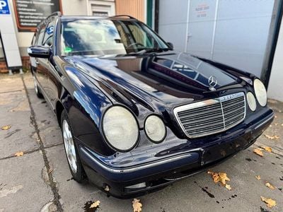 Mercedes E240