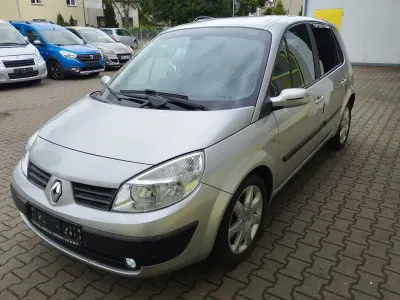 Gebraucht Renault Scénic II Avantage 111 PS (81 kW) 2005 Silber Van / Kleinbus