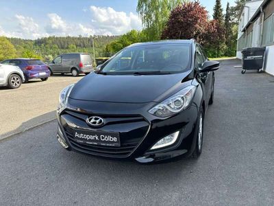 gebraucht Hyundai i30 cw Trend*Teilleder*LED*6 Gang*AHG