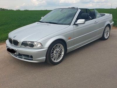 Gebraucht BMW 320 Cabriolet 170 PS (125 kW) 2001 Silber Cabrio