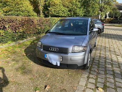 Blau Gebraucht 2005 Audi A2 Kleinwagen | 3.500 € (Etwas zu teuer)