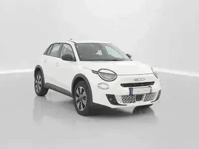 Gebraucht Fiat 600 Pop 136 PS (100 kW) 2025 Andere SUV