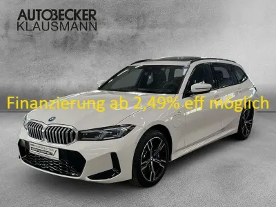 Używany BMW 330e M Sport 292 KM (214 kW) 2025 Biały Kombi