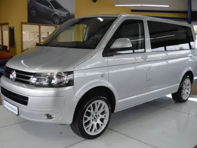 Gebraucht VW Caravelle R 179 PS (131 kW) 2013 Silber Van