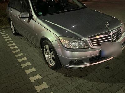 Gebraucht Mercedes C200 136 PS (100 kW) 2011 Grau Kombi