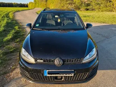 Second-hand VW Golf VII GTD 184 CP (135 kW) 2015 Negru Break
