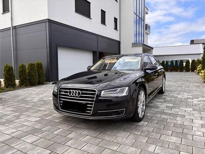 Audi A8L