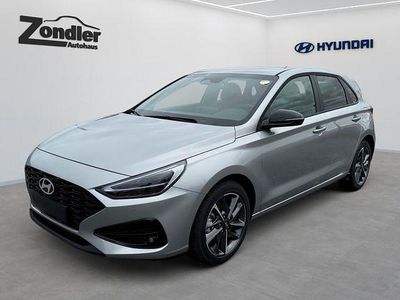 Novo Hyundai i30 Advantage 101 HP (74 kW) 2025 Prateado Sedan