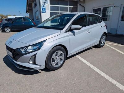 Brugt Hyundai i20 Select 79 HK (58 kW) 2024 Grå Hatchback