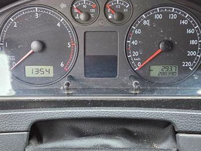 Gebraucht VW T5 103 PS (75 kW) 2003 Silber Van