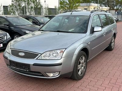 Second-hand Ford Mondeo Ghia 131 CP (96 kW) 2004 Argintiu Berlinǎ